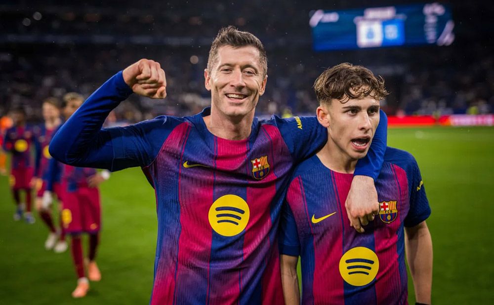 ओल्मो र लेवानडोस्कीको गोलमा बार्सिलोना विजयी