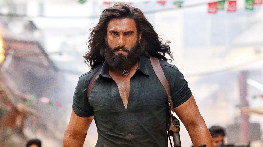 आठ सय करोड क्लबमा बलिवुड फिल्म धुरन्धर