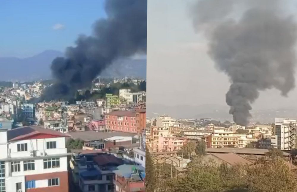 काठमाडौँको सिनामंगलस्थित काठको गोदाममा आगलागी, निभाउने प्रयास जारी