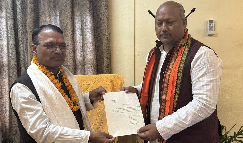 मधेशका पूर्वमुख्यमन्त्री सिंहको प्रदेश सभाबाट राजीनामा, जनमत पनि छोडे