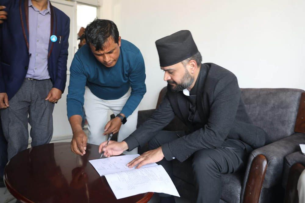 झापा–५ मा बालेनको उम्मेदवारी दर्ता