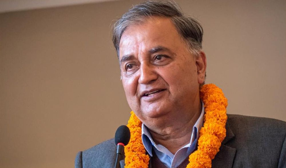 एमाले नेता ईश्वर पोखरेलले गराए काठमाडौँ- ५ मा मनोनयन दर्ता