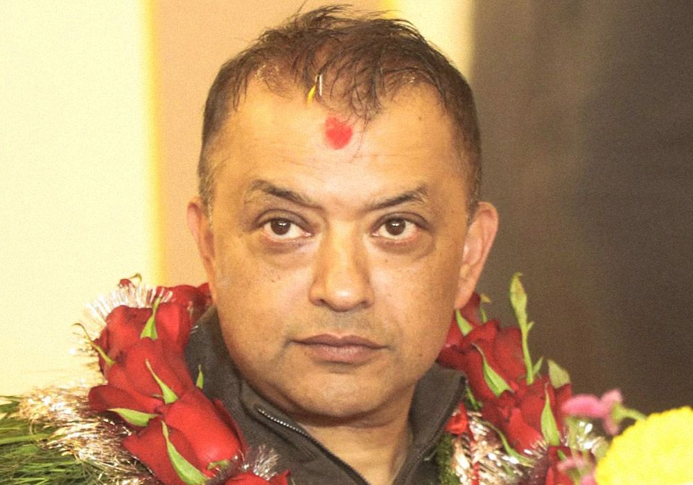 गगन थापाले गरे सभापतिको पदभार ग्रहण