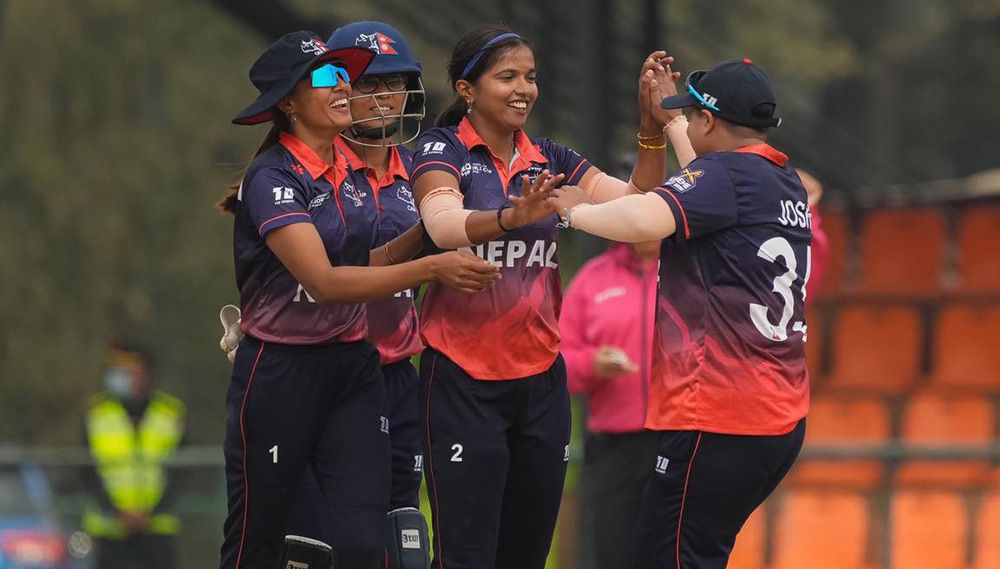 जिम्बाबेले नेपाललाई दियो १३० रनको लक्ष्य