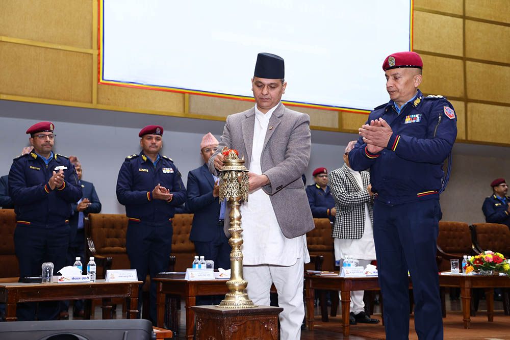 नेपाल प्रहरी रणनीतिक सम्मेलनको शुभारम्भ, गृहमन्त्री अर्यालले गरे उद्घाटन