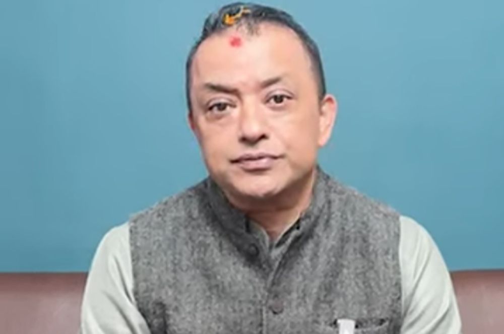 स्वास्थ्य बीमालाई राष्ट्रिय गौरवको योजनाको रूपमा अघि बढाउछौँ- गगन थापा