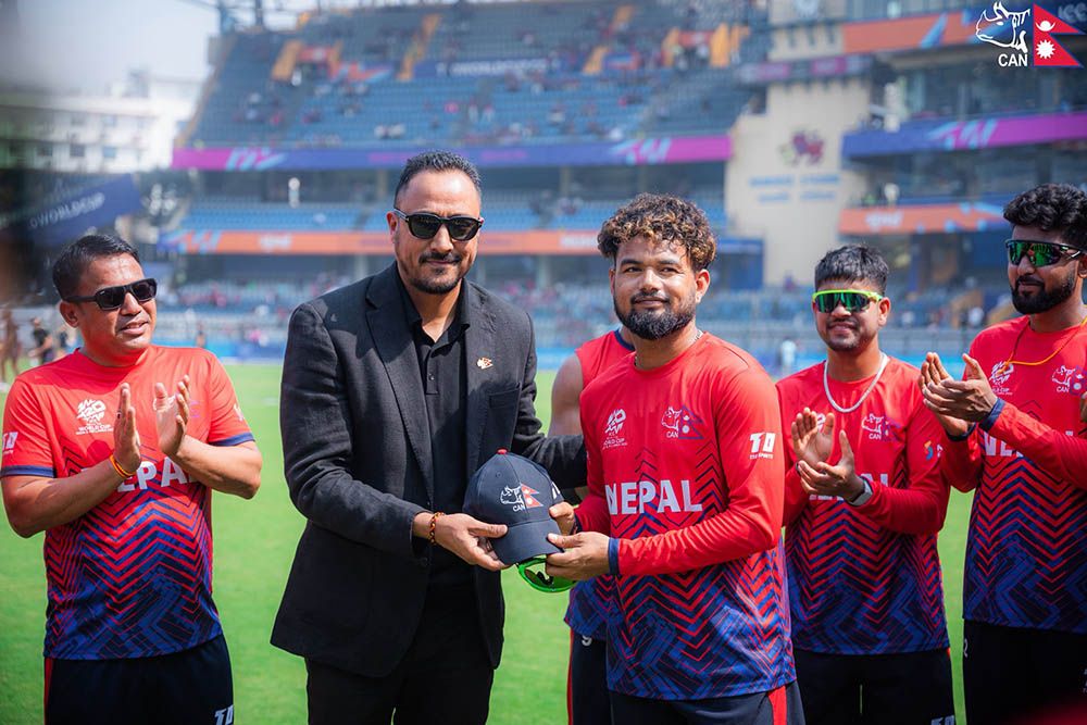 शेर मल्लको टी-२० अन्तर्राष्ट्रिय खेलमा डेभ्यु, पारसले दिए क्याप