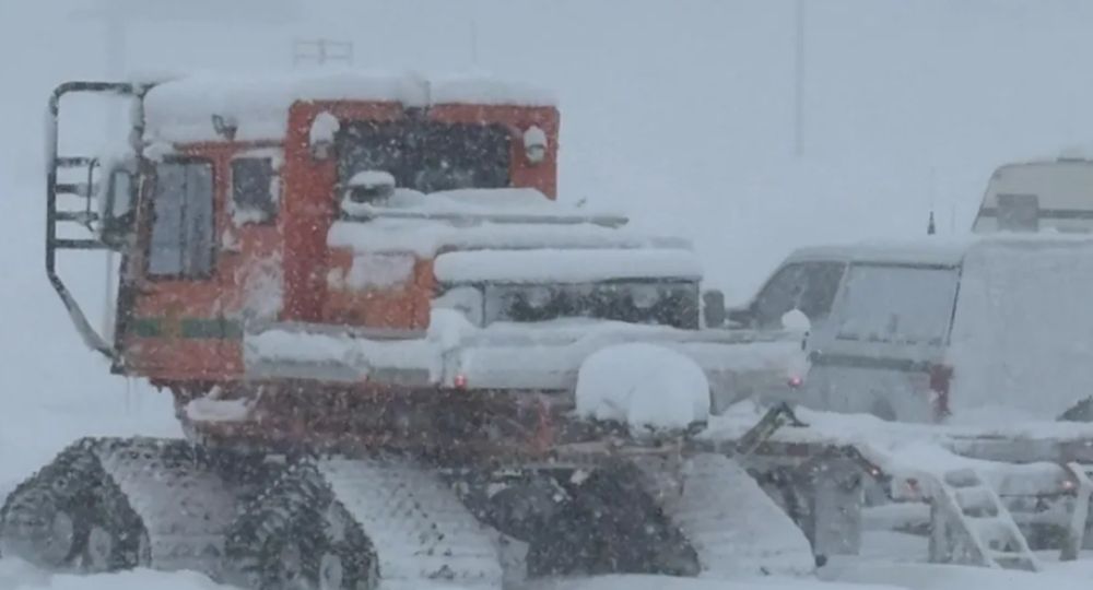 क्यालिफोर्नियास्थित लेक टाहोमा हिमपहिरोमा १० स्की खेलाडी बेपत्ता