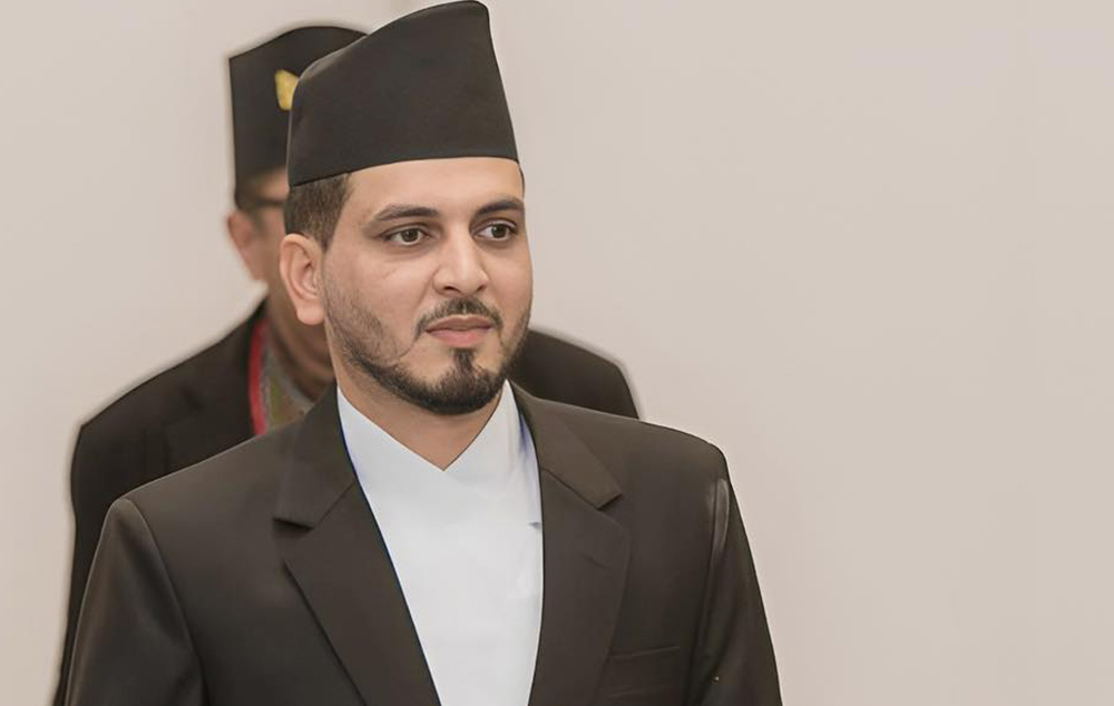 भौतिक पूर्वाधारमन्त्री सुनिल लम्सालले गरे पदबहाली