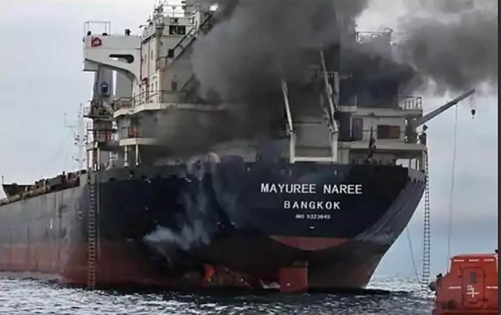 होर्मुज जलडमरूमध्यमा थाइल्याण्डको कार्गो जहाजमाथि आक्रमण