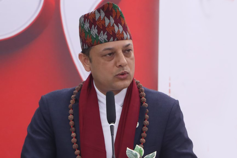 सभामुखका लागि डीपी अर्यालले गराए मनोनयन दर्ता