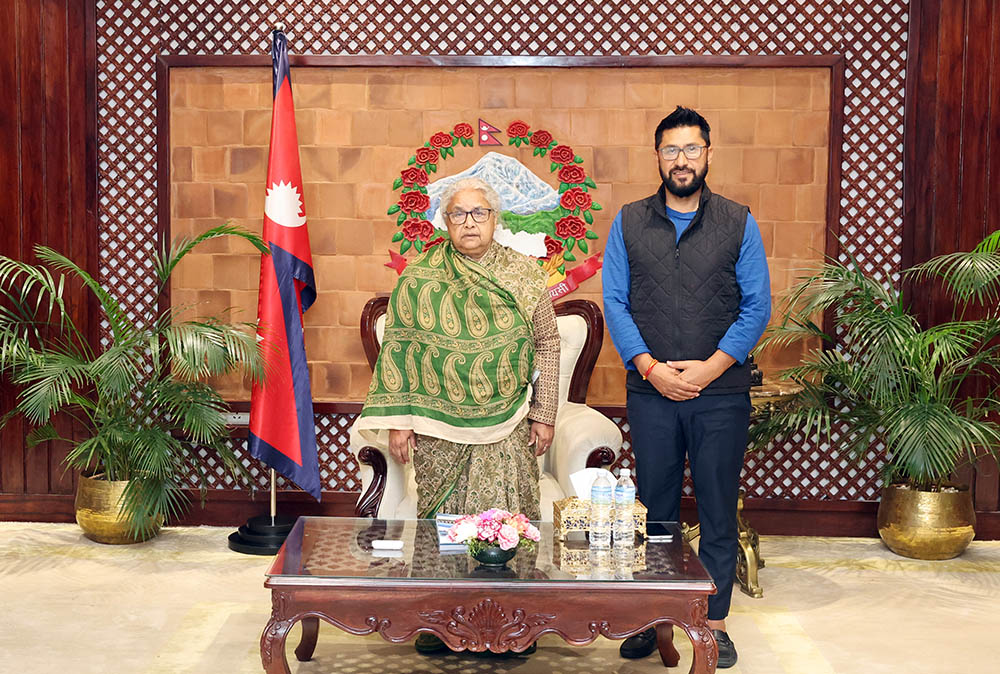 प्रधानमन्त्री कार्कीसँग रास्वपा सभापति लामिछानेको भेटवार्ता