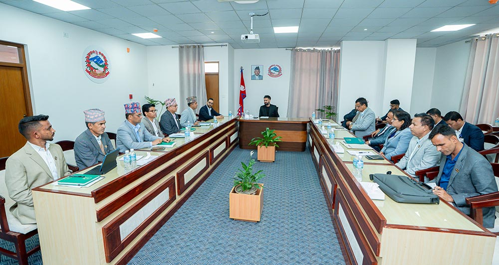 प्रधानमन्त्री बालेनको सुदूरपश्चिमका सांसदहरुसँग छलफल