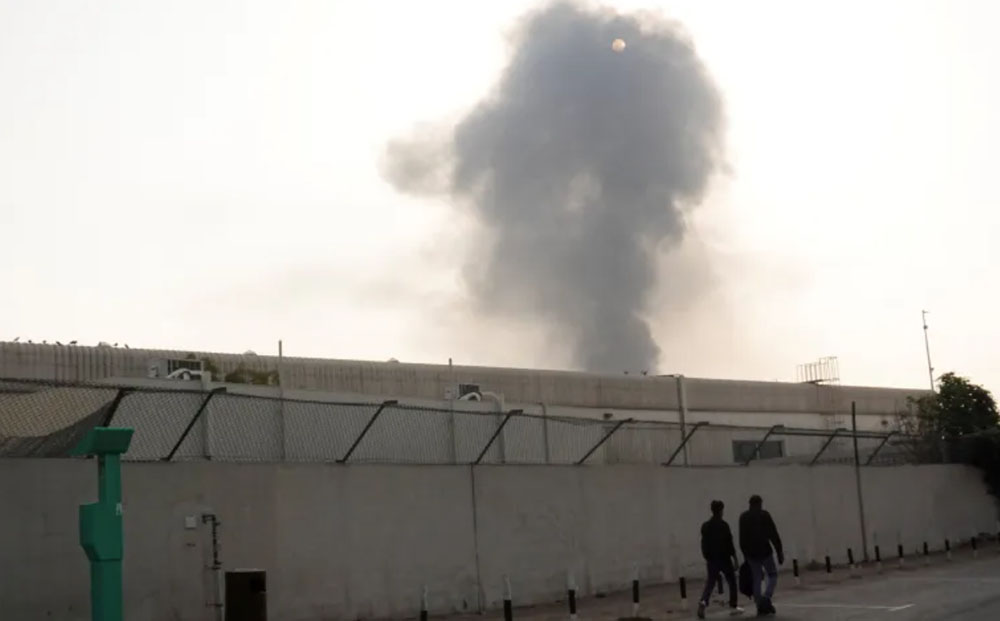 युएइमा इरानको लगातार आक्रमण: अबु धाबीमा एक जनाको मृत्यु, दुबईमा विमानस्थल नजिक आगलागी